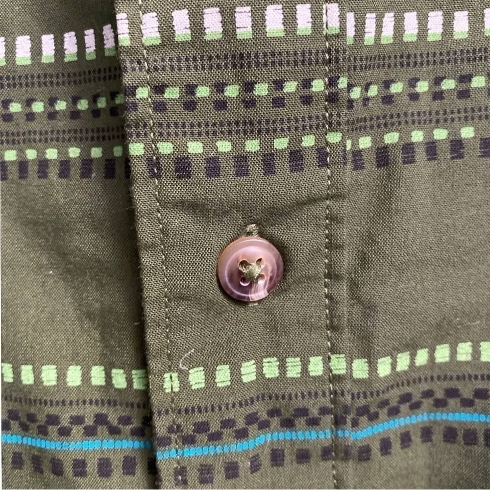 The North Face Men’s Earth Moss Green Long Sleeve Button Down Shirt Large